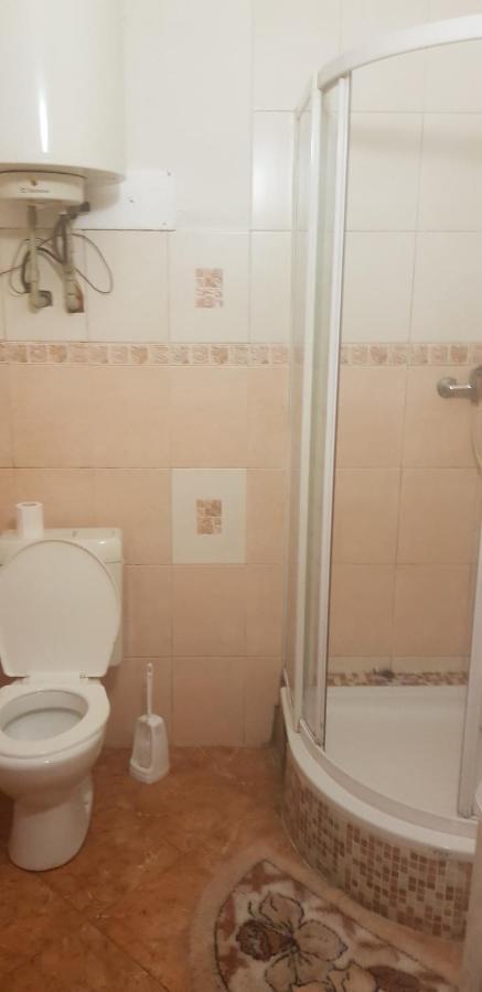 Apartman Namesti 2 Горні-Блатна Екстер'єр фото